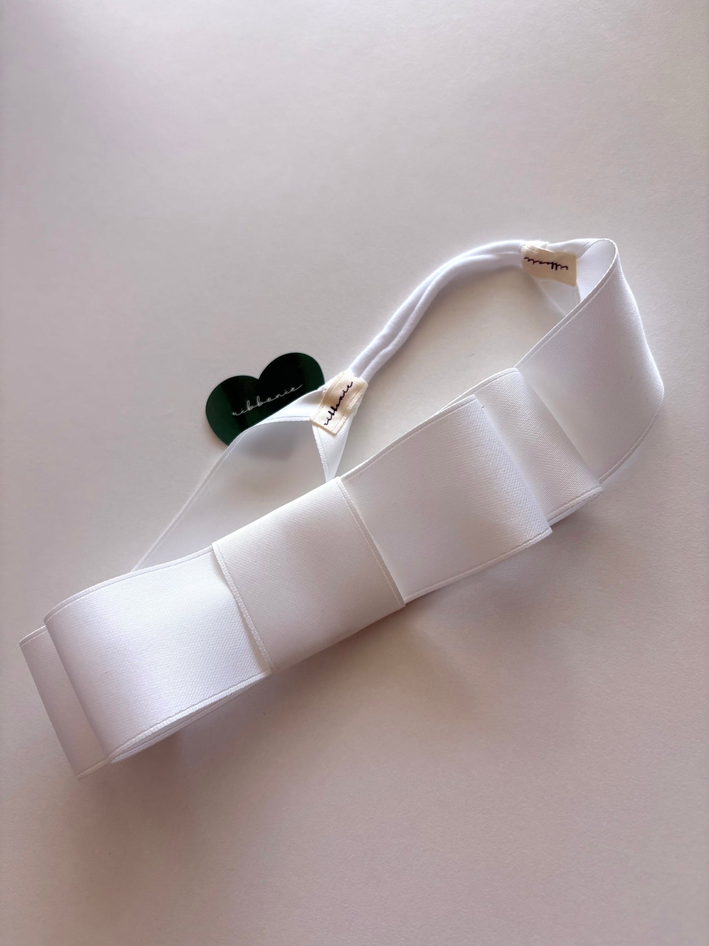Off white satin hair bow -ribbonie