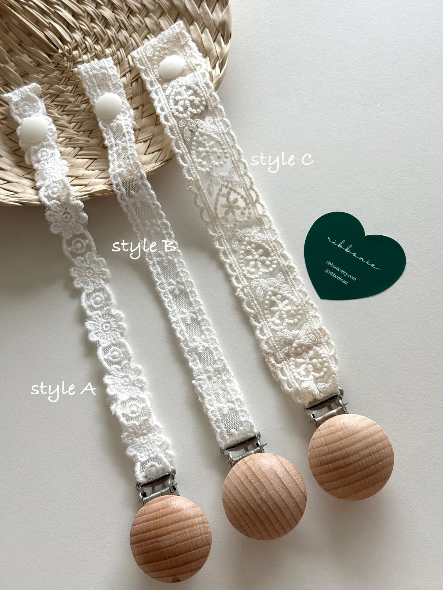 baby dummy clip ribbonie